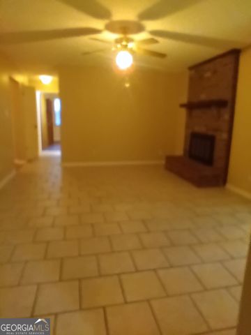 612 Georgia Avenue, Hinesville, GA 31313