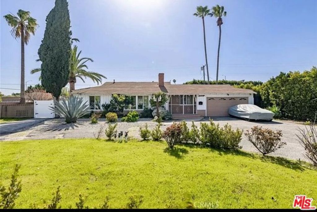 5805 Bucknell Avenue, Los Angeles, CA 91607