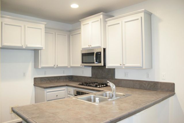 3633 Naturita Way, Sacramento, CA 95834