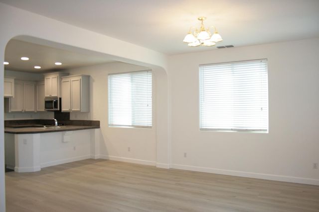 3633 Naturita Way, Sacramento, CA 95834