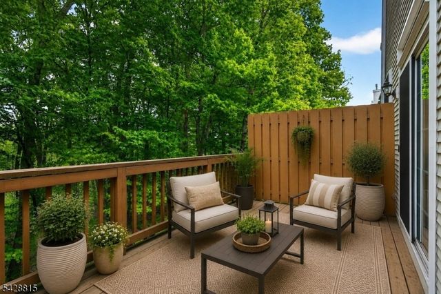 56 Glattly Dr, Denville Twp., NJ 07834