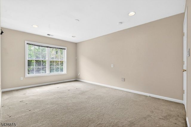 56 Glattly Dr, Denville Twp., NJ 07834