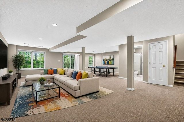 56 Glattly Dr, Denville Twp., NJ 07834