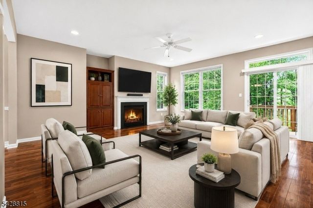 56 Glattly Dr, Denville Twp., NJ 07834