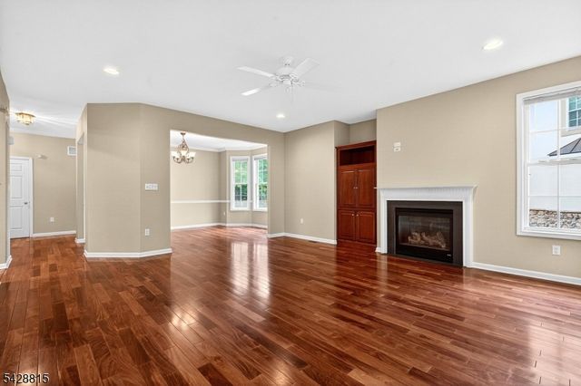 56 Glattly Dr, Denville Twp., NJ 07834