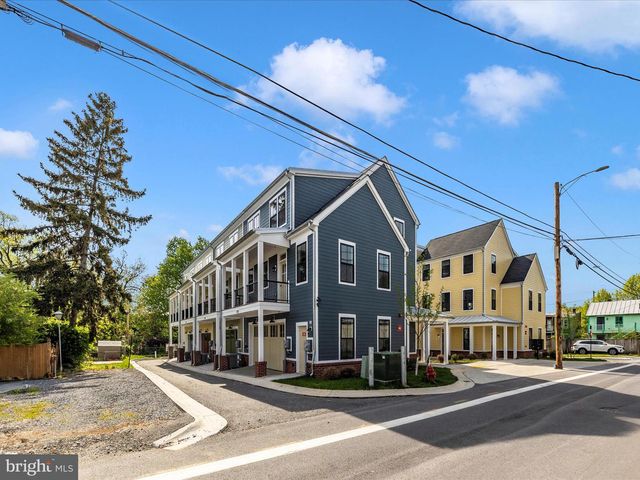 420 CHAPEL ALY, Frederick, MD 21701