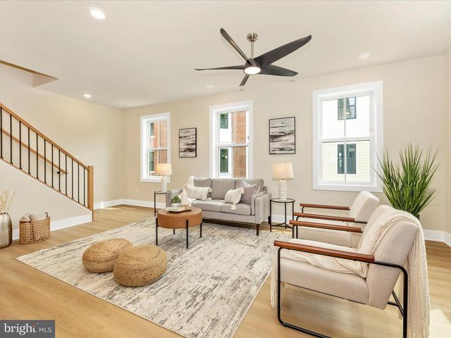 420 CHAPEL ALY, Frederick, MD 21701