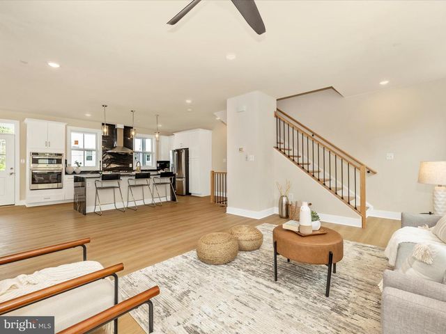 420 CHAPEL ALY, Frederick, MD 21701