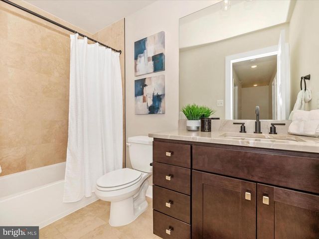 420 CHAPEL ALY, Frederick, MD 21701