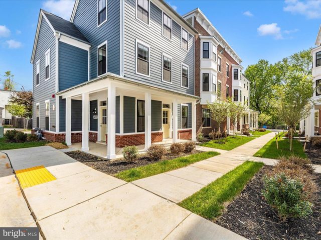 420 CHAPEL ALY, Frederick, MD 21701