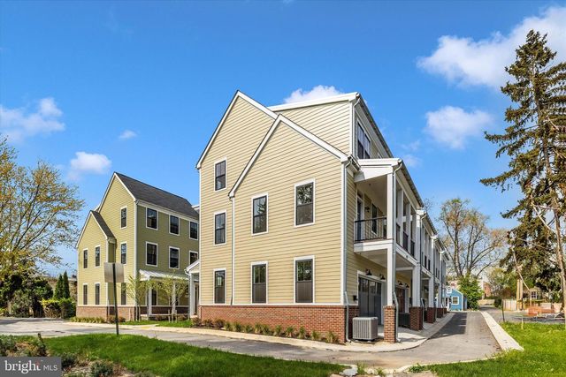 420 CHAPEL ALY, Frederick, MD 21701