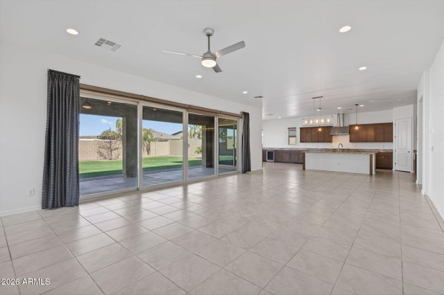 9960 E SEISMIC Avenue, Mesa, AZ 85212