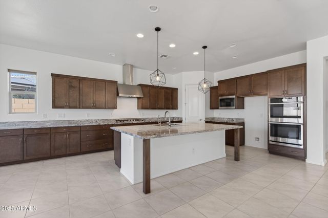 9960 E SEISMIC Avenue, Mesa, AZ 85212