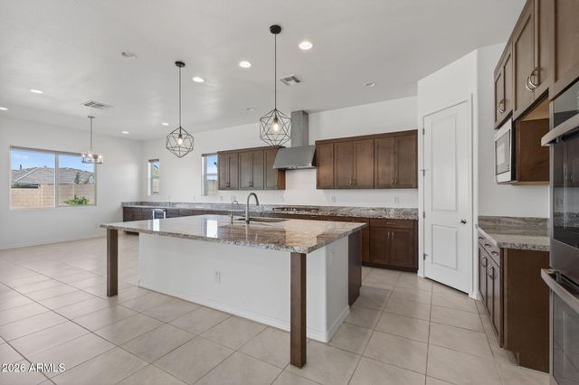 9960 E SEISMIC Avenue, Mesa, AZ 85212