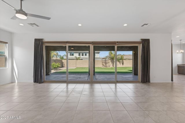 9960 E SEISMIC Avenue, Mesa, AZ 85212