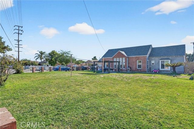 5224 Clara St, Cudahy, CA 90201