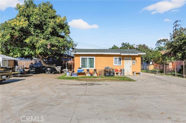 5224 Clara St, Cudahy, CA 90201
