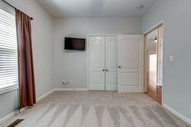 2118 Sue Ln, Spring Hill, TN 37174