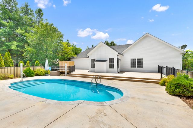 2118 Sue Ln, Spring Hill, TN 37174