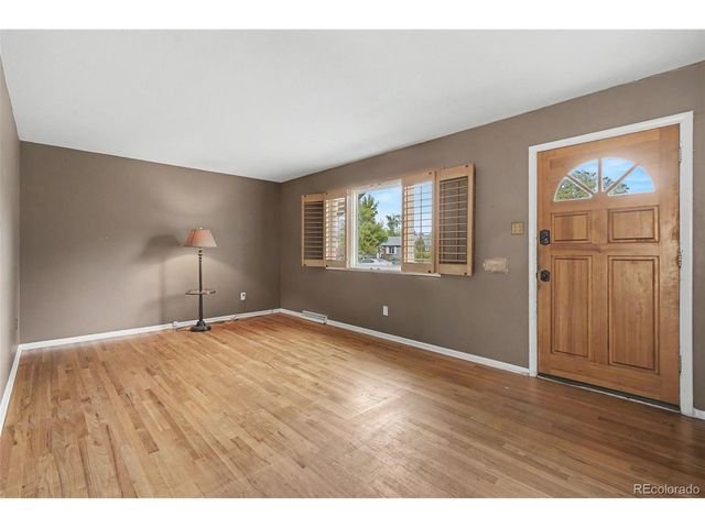 775 S Glencoe St, Denver, CO 80246