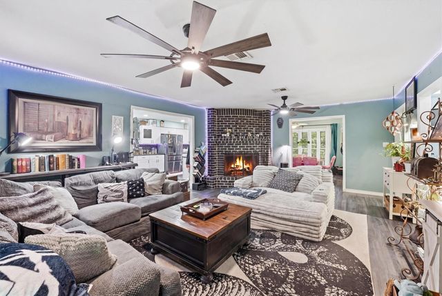 529 Rapidan Park, Conroe, TX 77302