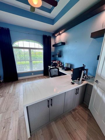 19008 Marsh Hawk Lane, Loxahatchee, FL 33470