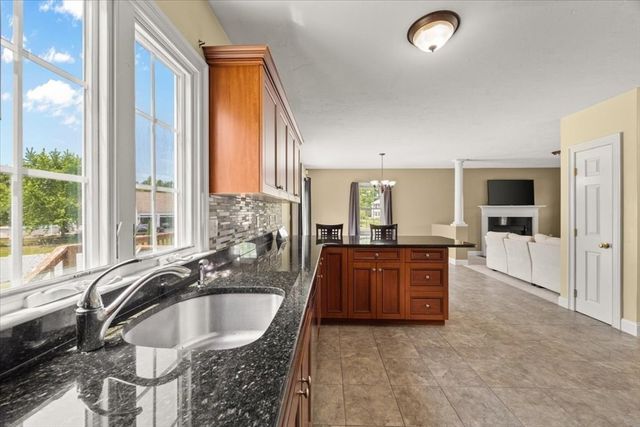 18 Bethel Way, Wareham, MA 02576