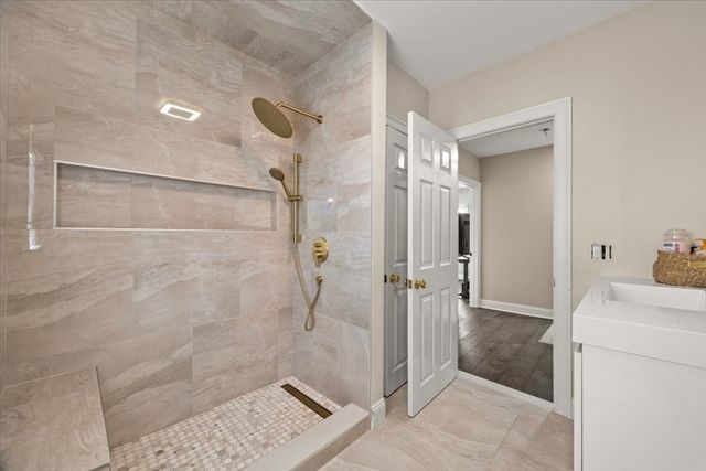 18 Bethel Way, Wareham, MA 02576