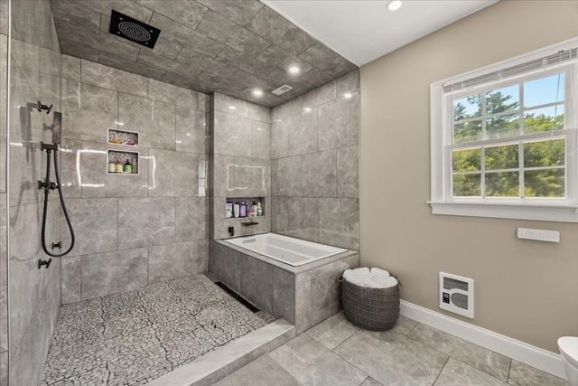 18 Bethel Way, Wareham, MA 02576