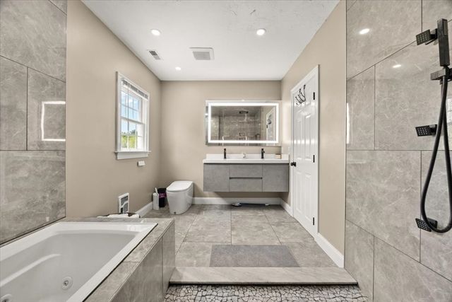 18 Bethel Way, Wareham, MA 02576