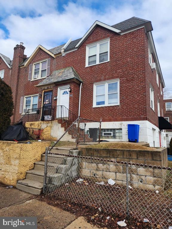 89 SPARKS ST, Philadelphia, PA 19120