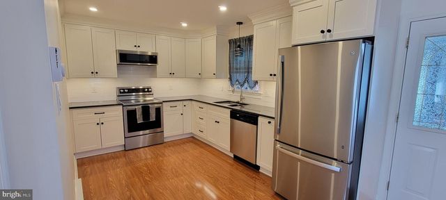 450 HAZEL AVE, Feasterville Trevose, PA 19053