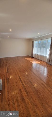 450 HAZEL AVE, Feasterville Trevose, PA 19053