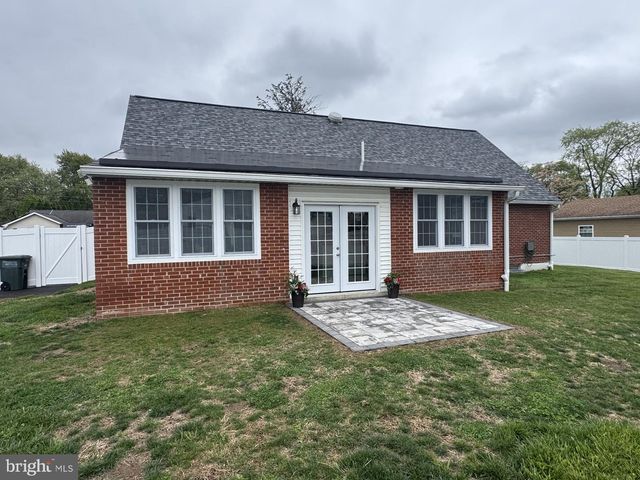 450 HAZEL AVE, Feasterville Trevose, PA 19053