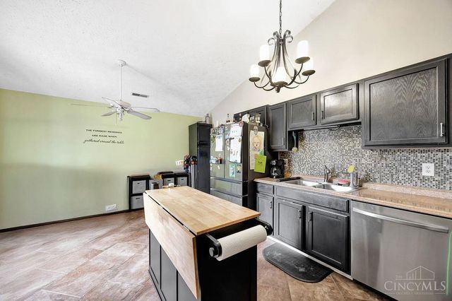 7331 Pinewood Drive, Franklin Twp, OH 45005
