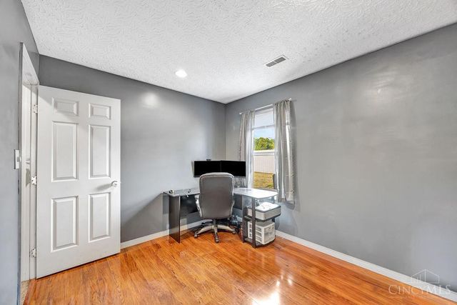 7331 Pinewood Drive, Franklin Twp, OH 45005