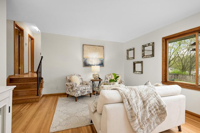 5703 Oakview Lane, Minnetonka, MN 55345
