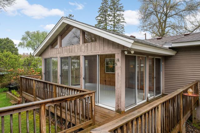 5703 Oakview Lane, Minnetonka, MN 55345