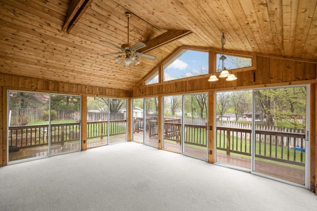 5703 Oakview Lane, Minnetonka, MN 55345