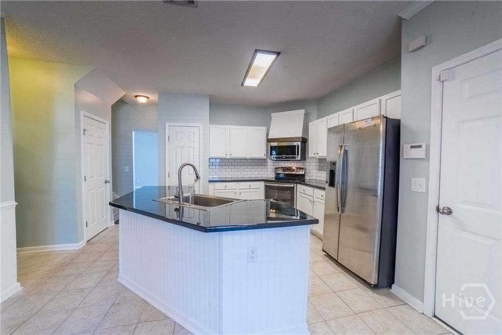 Image 17 of property listing at 326 Bristol Way, Richmond Hill, GA 31324
