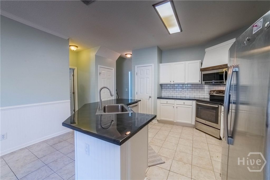 Image 20 of property listing at 326 Bristol Way, Richmond Hill, GA 31324