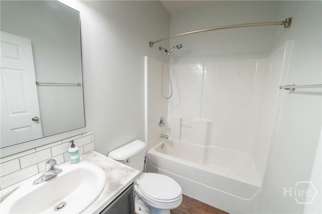 Image 42 of property listing at 326 Bristol Way, Richmond Hill, GA 31324