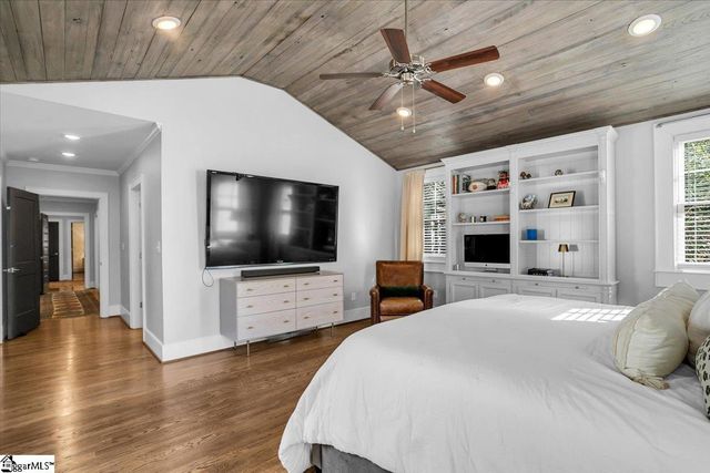 221 Buist Avenue, Greenville, SC 29609