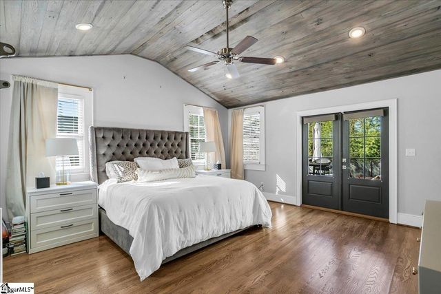 221 Buist Avenue, Greenville, SC 29609