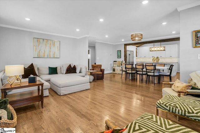 221 Buist Avenue, Greenville, SC 29609