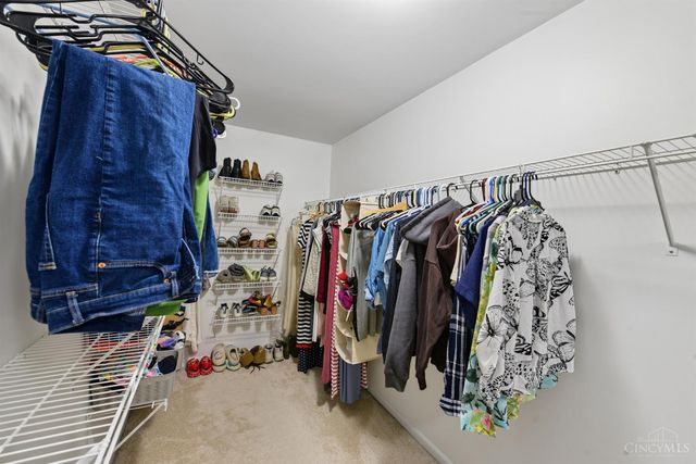 996 Paxton Lake Drive, Miami Twp, OH 45140
