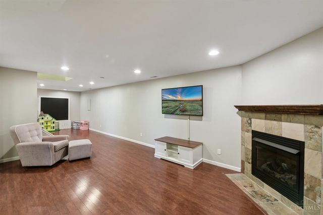 996 Paxton Lake Drive, Miami Twp, OH 45140