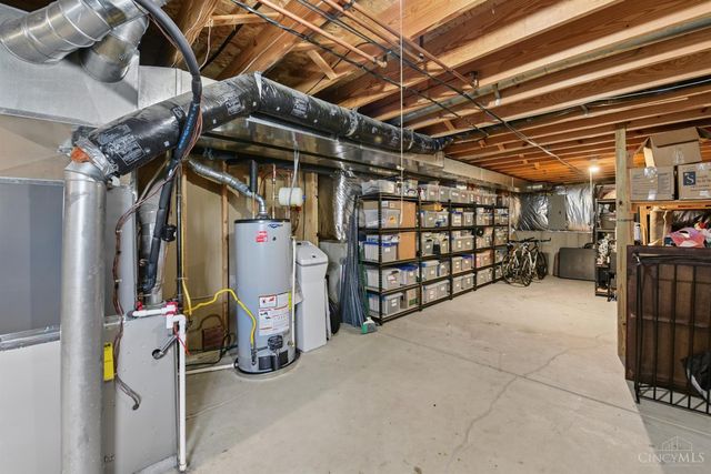 996 Paxton Lake Drive, Miami Twp, OH 45140