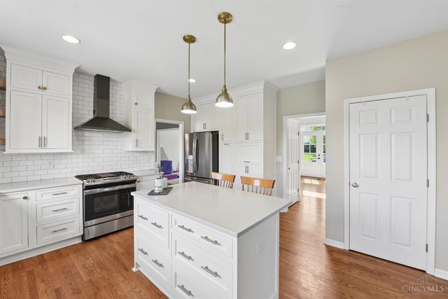 996 Paxton Lake Drive, Miami Twp, OH 45140