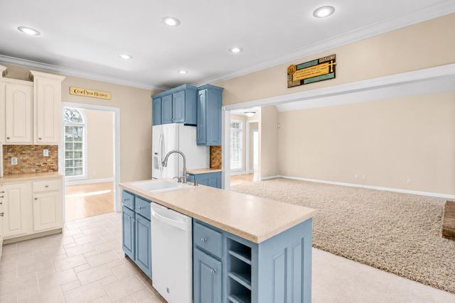 282 Canyon Drive, London, KY 40741
